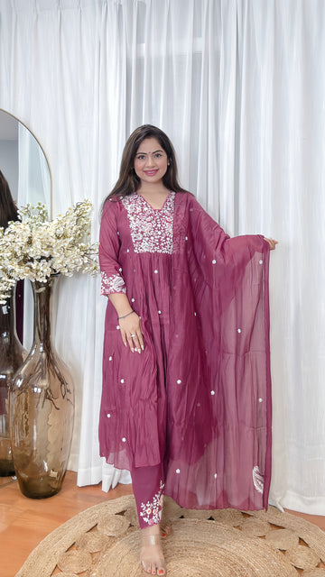 Blush Aura – Mulmul Chanderi Anarkali Set