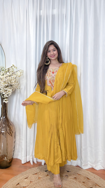 Golden Glow Zardozi Anarkali Set