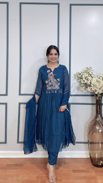 Kiara Mulmul Chanderi suit