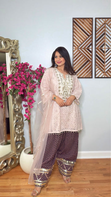 Roshira Farshi Suit