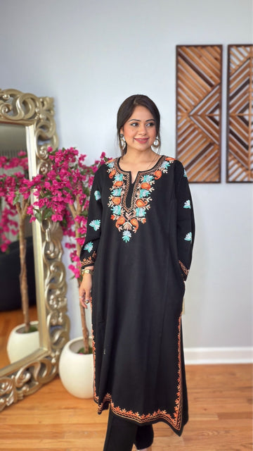 Mehrosa – Kashmiri embroidered pheran