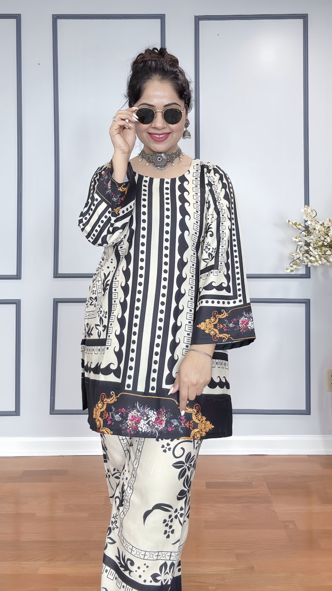 Beige black Cord-Set