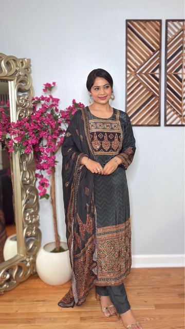 Azhara Ajrak Suit Set