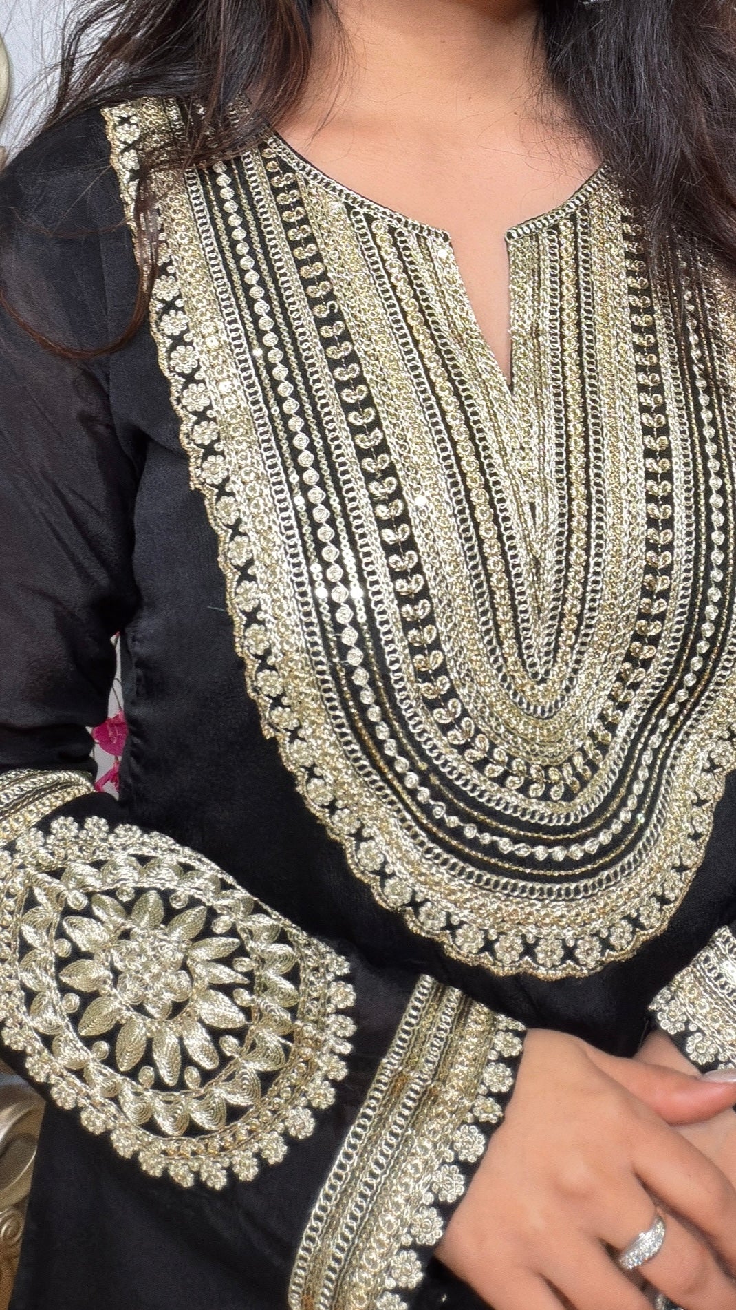 Velmira Noir Zari Luxe Set