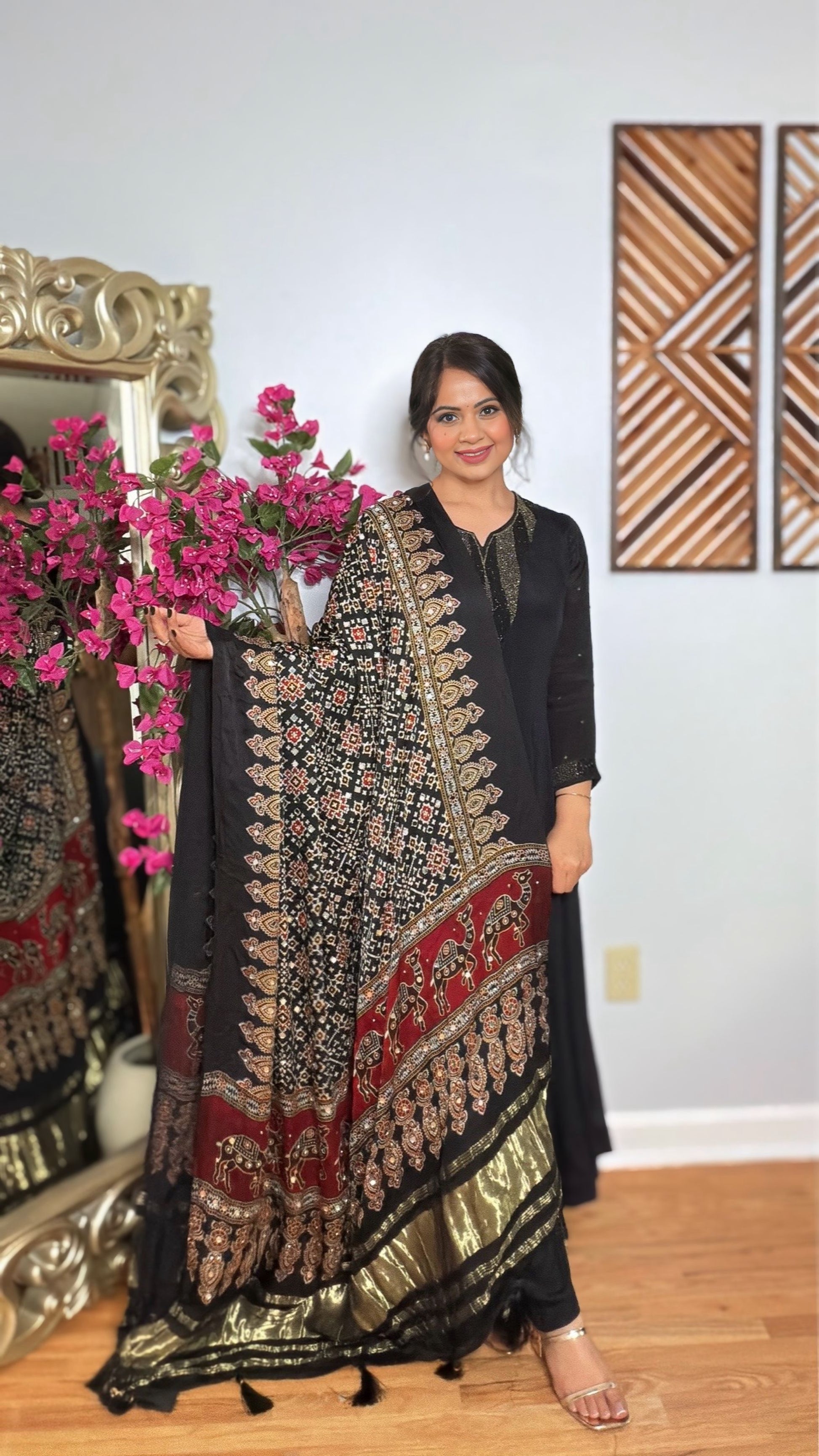 Zaryael Ajrak Dupatta