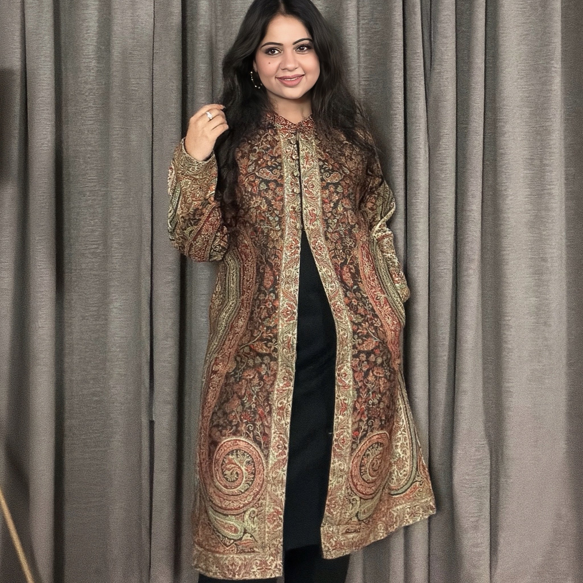 Ruhana – Jamawar Pashmina Coat Suit