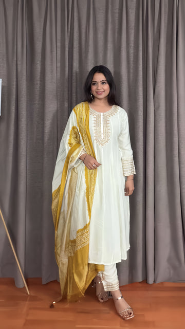 Nairika – Anarkali Suit