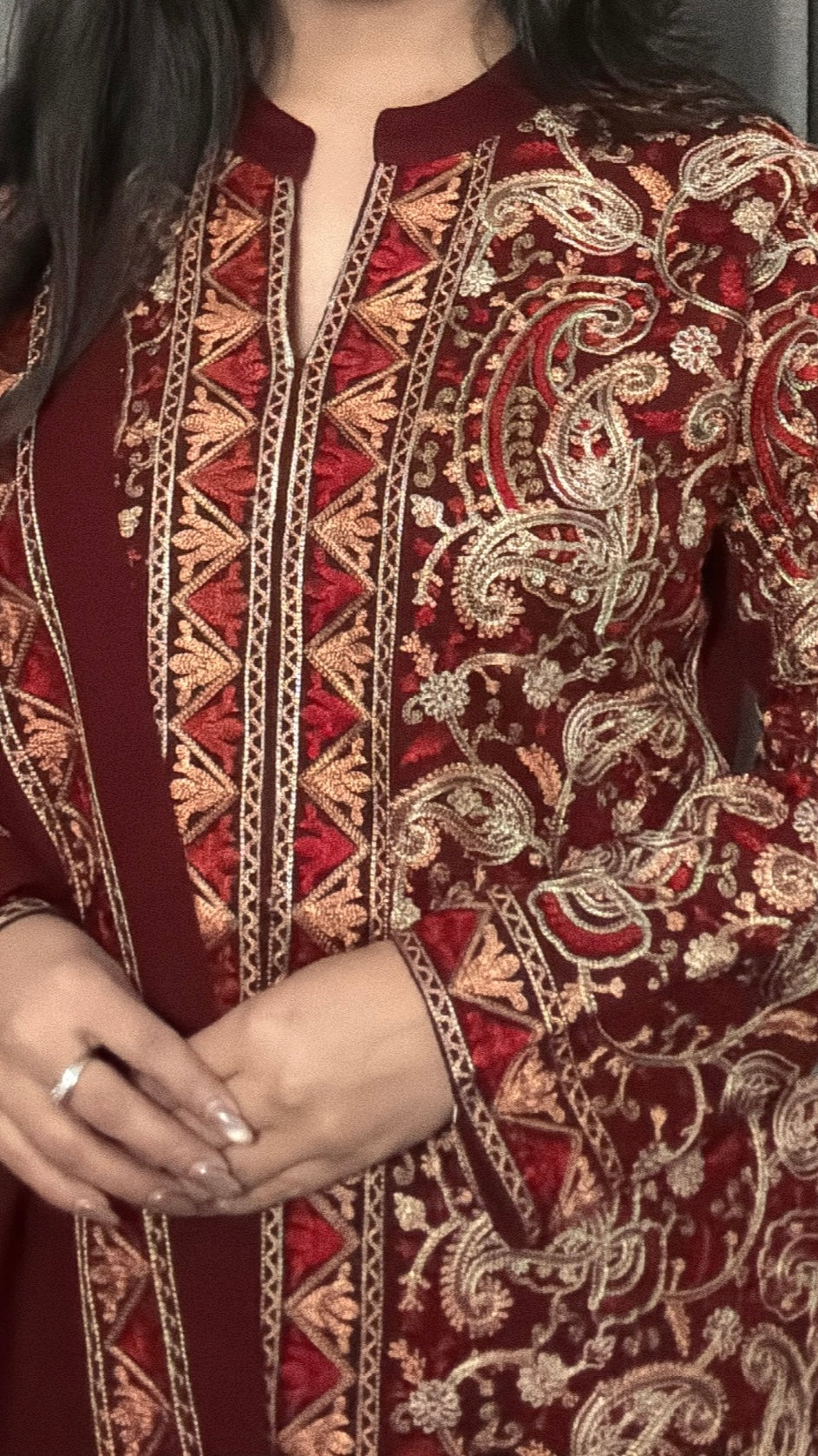 Mahveen – Maroon Woolen Suit with Kashmiri Embroidery