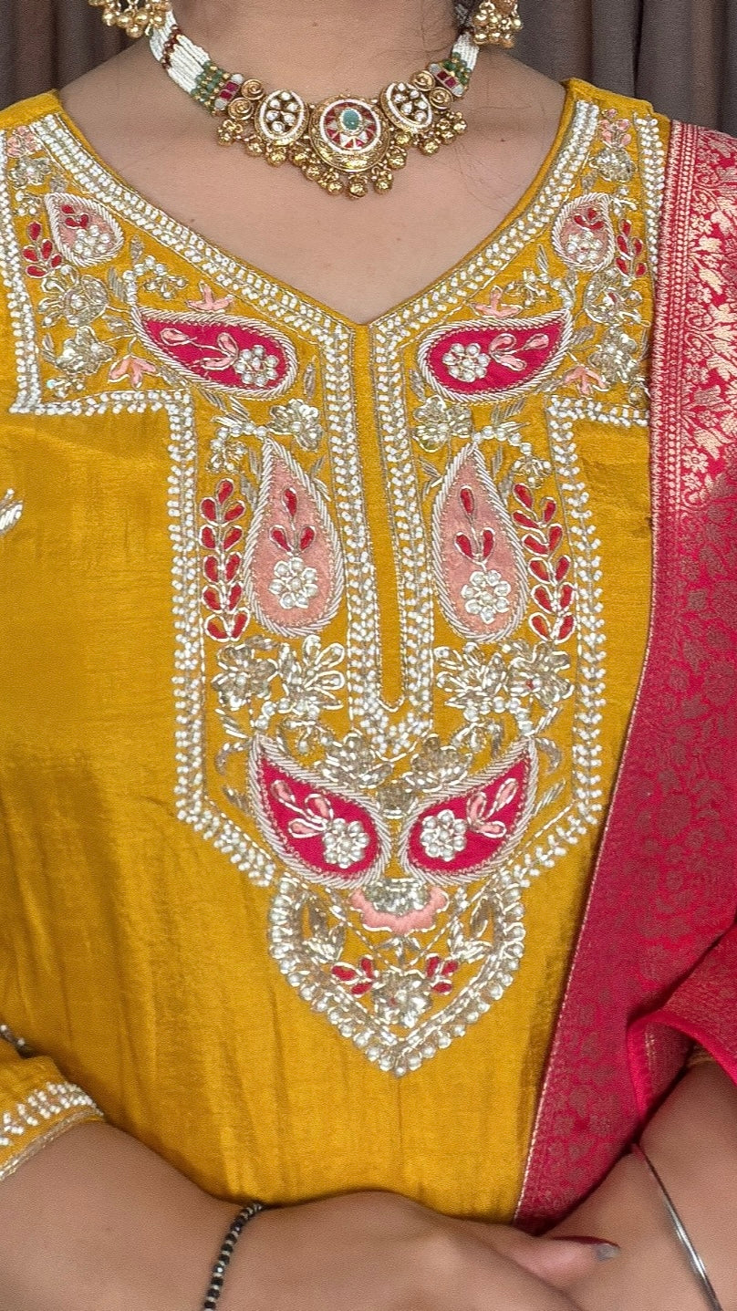 Venyra Dola Silk Suit