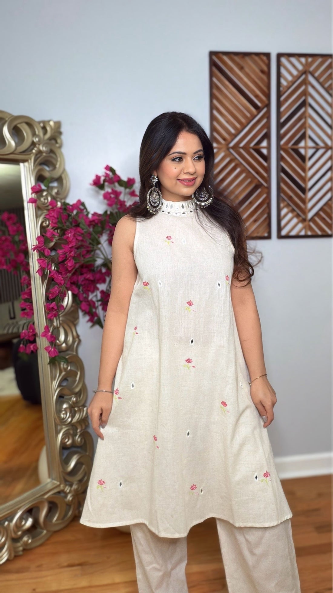 Ivoria Bloom Linen Kurta Set