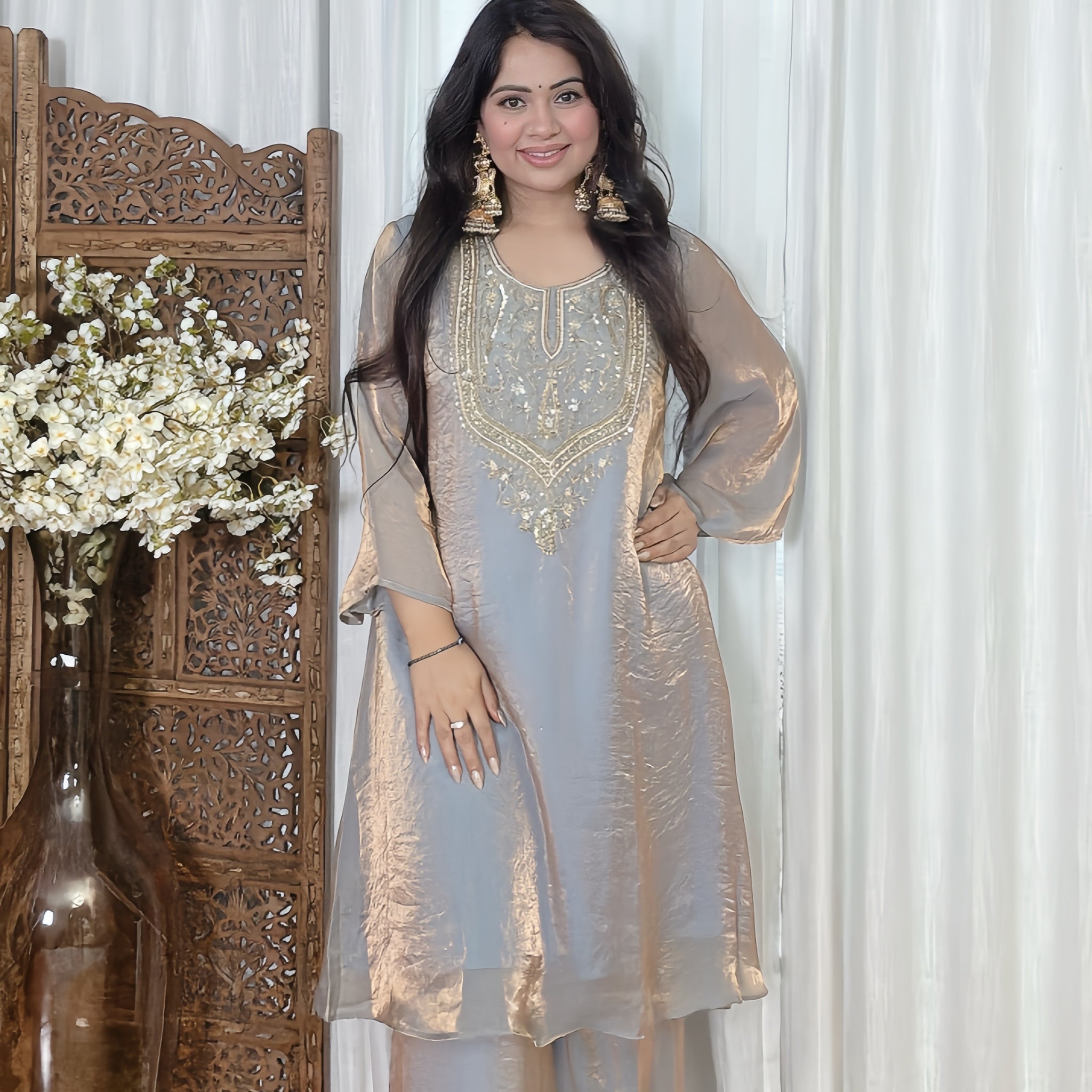 Aabroo Blue Zardozi Kurta Set
