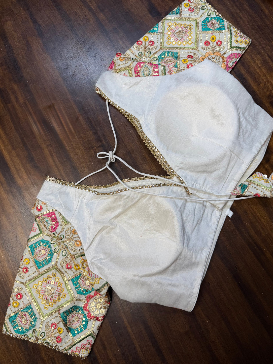 Eshya White V-Neck Blouse
