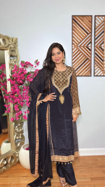 Inara Black Crepe Silk Suit Set