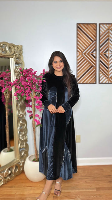 Noiré Velvet Maxi Dress