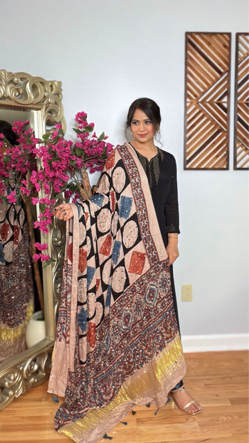 Arezia Ajrak Dupatta