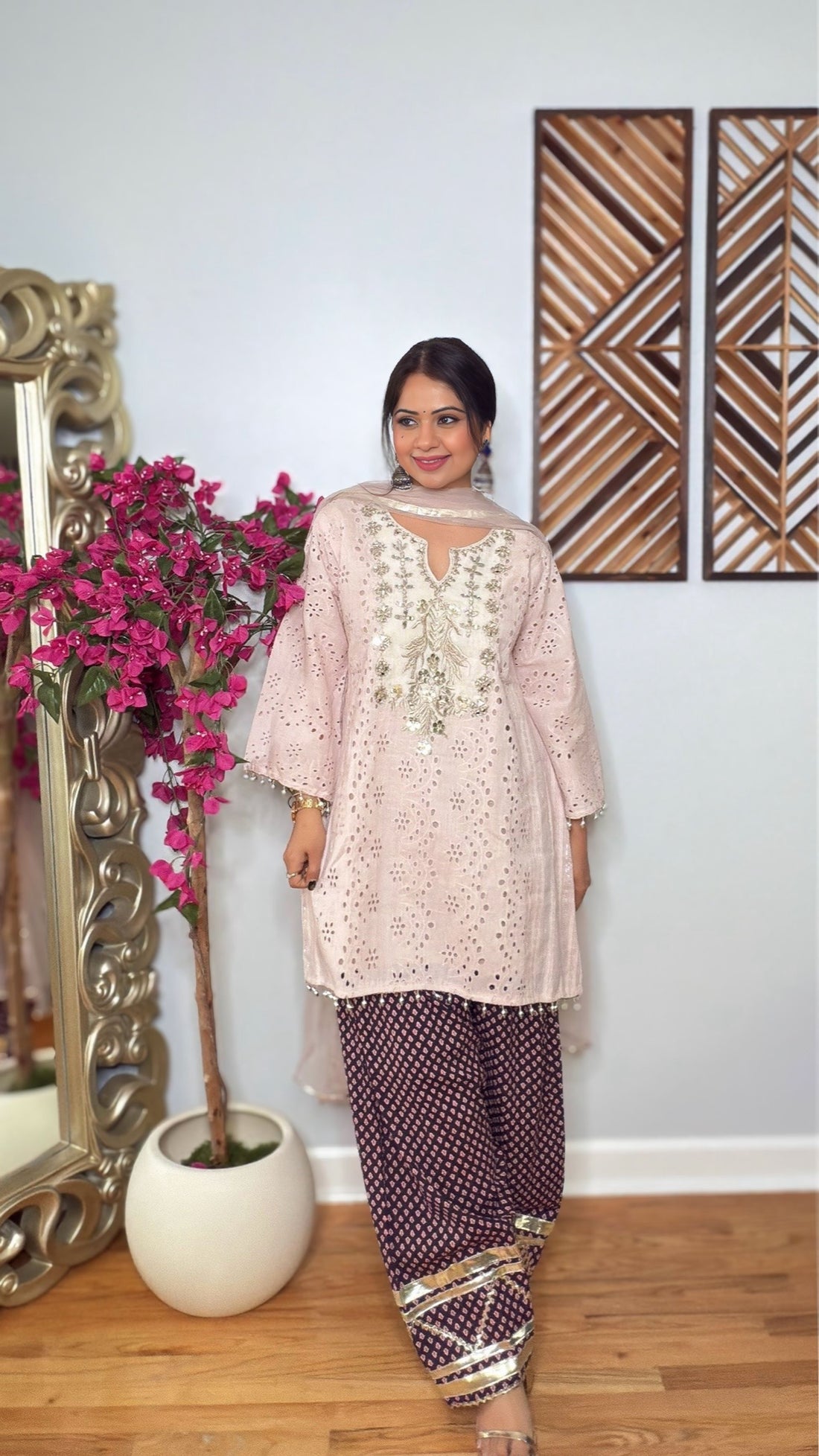 Roshira Farshi Suit