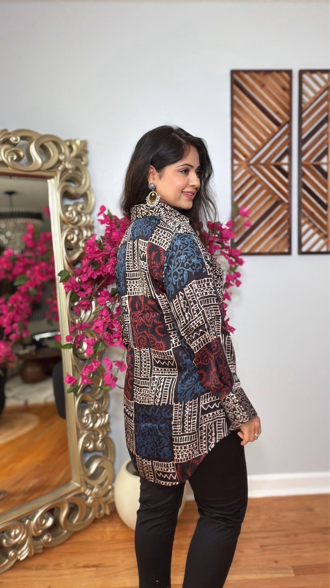 Ravira Ajrak shirt