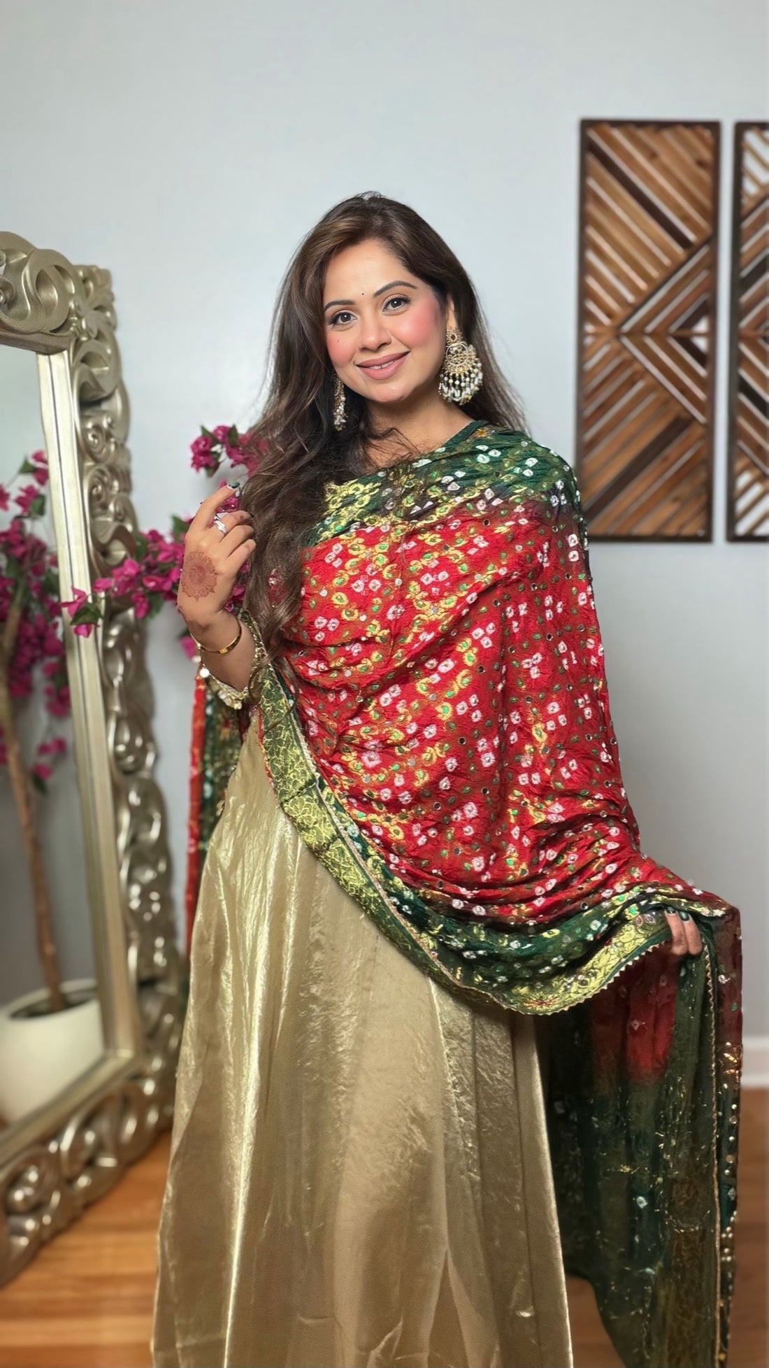Ojasika Gharchola Mirror Work Dupatta