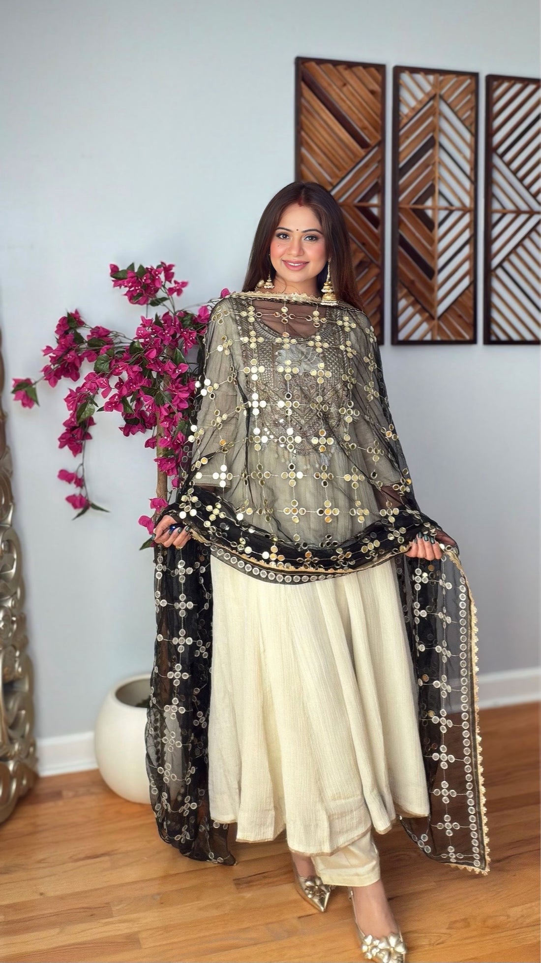 Kashvi Mirror Work Net Dupatta