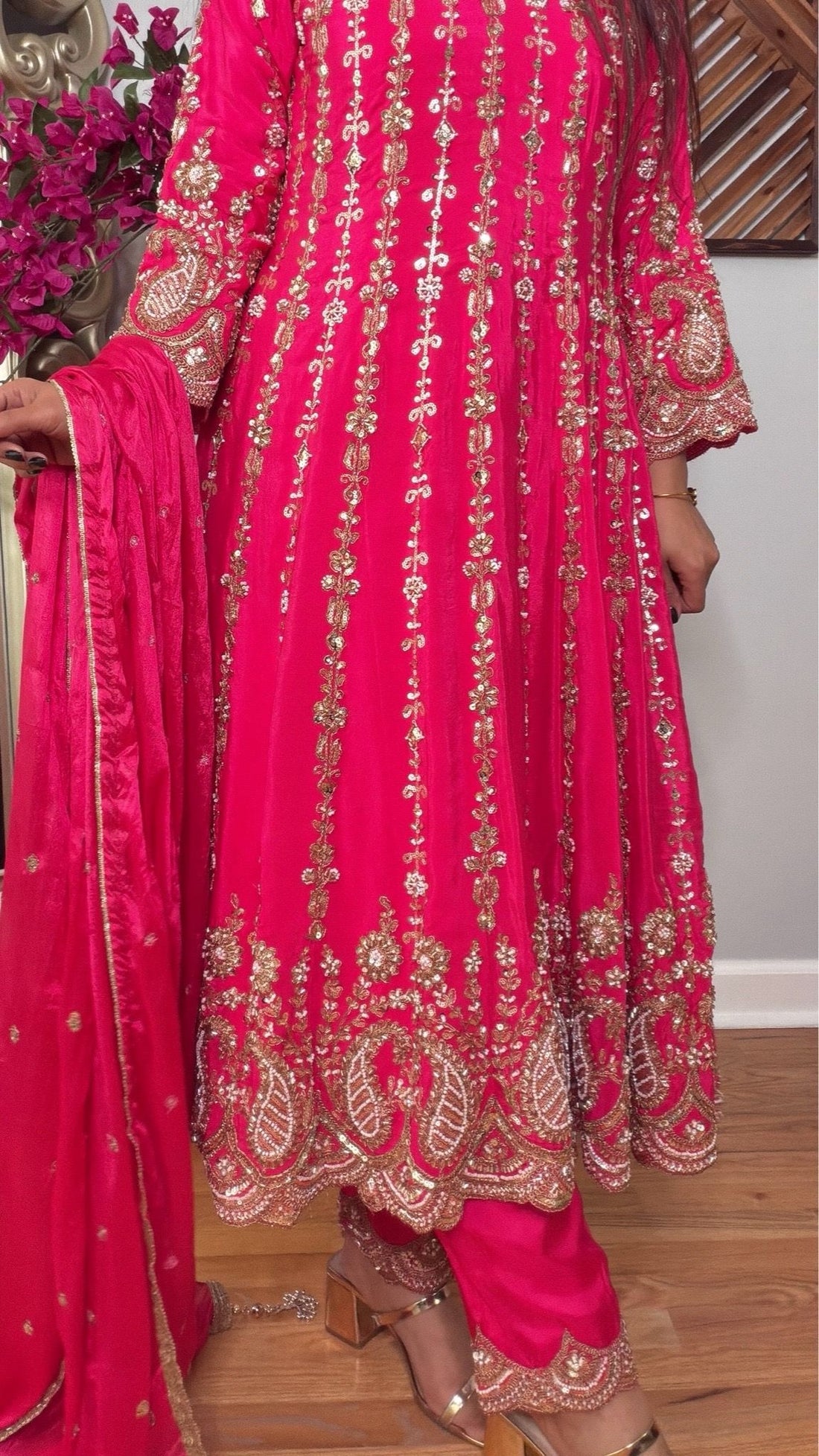 Zehriya Pink Royale Anarkali Set