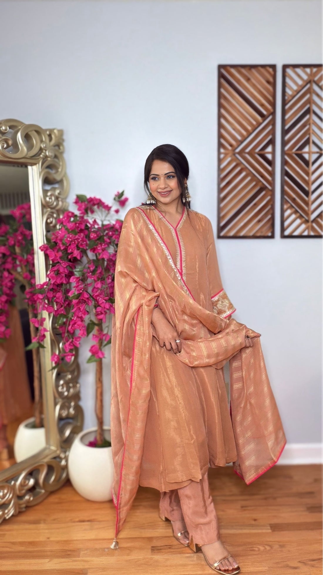 Saara – Tissue shimmer Anarkali suit