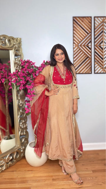 Ruvyra Anarkali Set