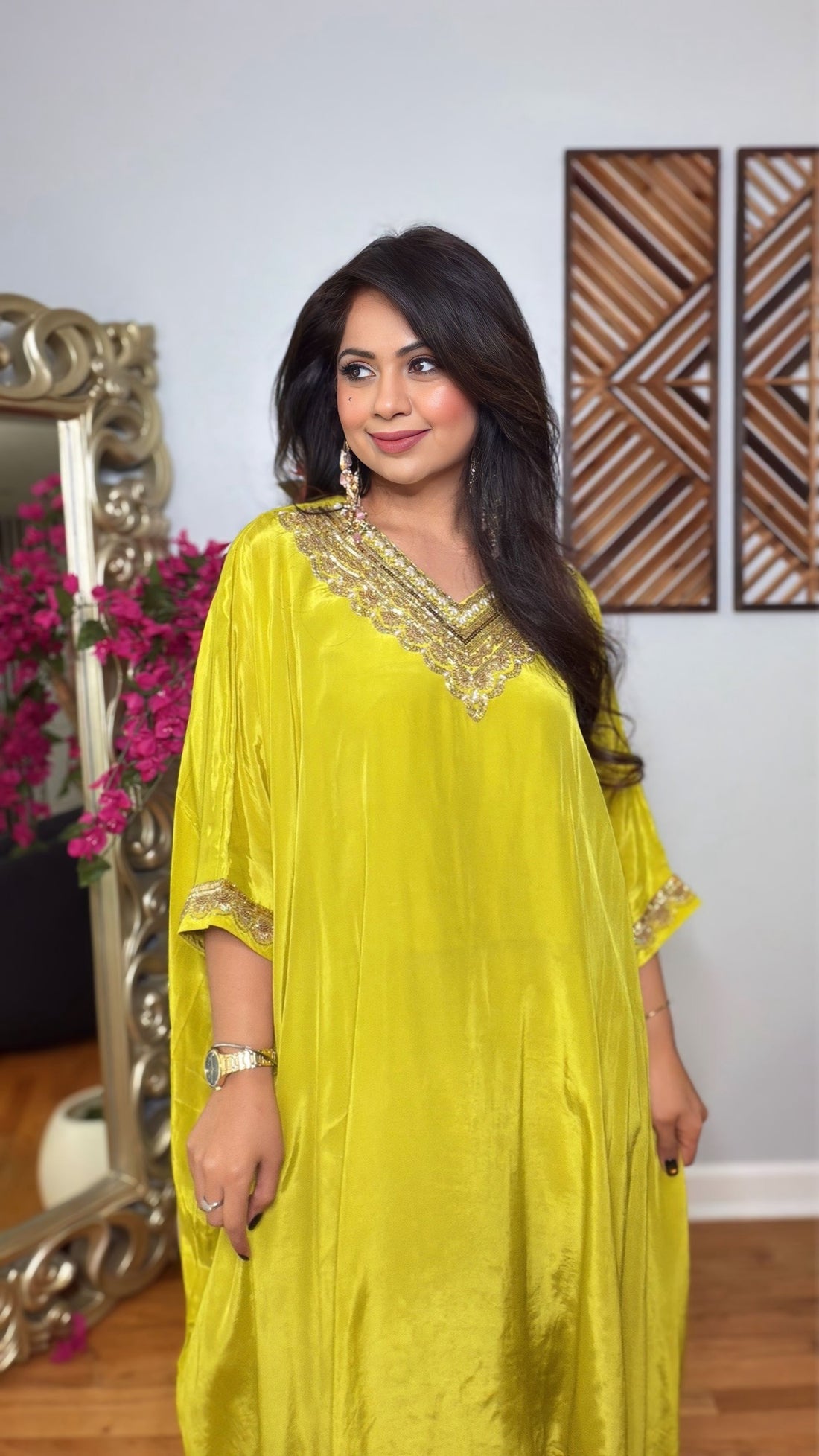 Zirelle Glow Kaftan Set