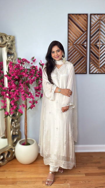 Elysia Mirror Suit
