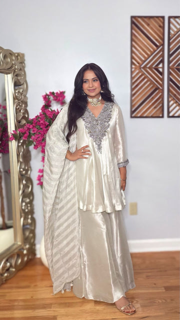 Noorvi Giraffe Silk Palazzo Suit