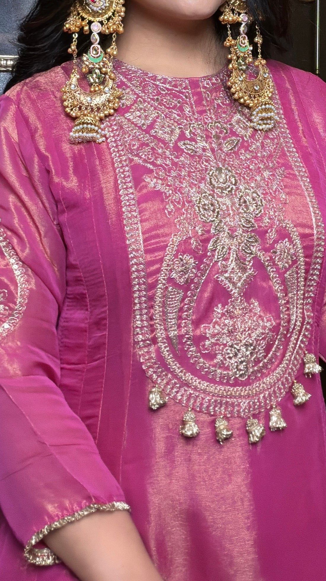 Aireva – Tissue shimmer embroidered set