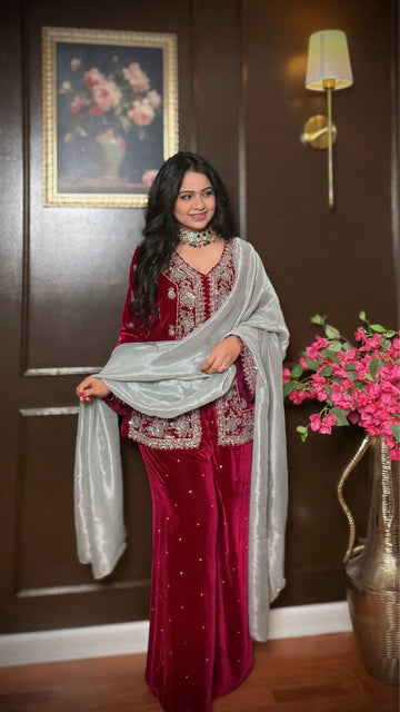 Ruvanya – Luxe velvet palazzo suit