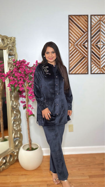 Velureh – Embroidered Velvet Cord Set