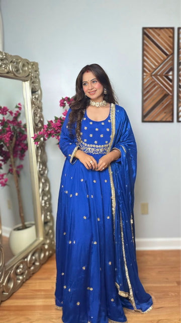 Aarna Anarkali Gown With Dupatta