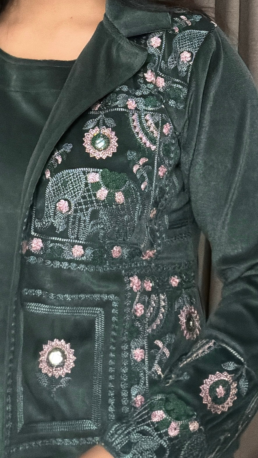 Elvari – Emerald Velvet Jacket Suit