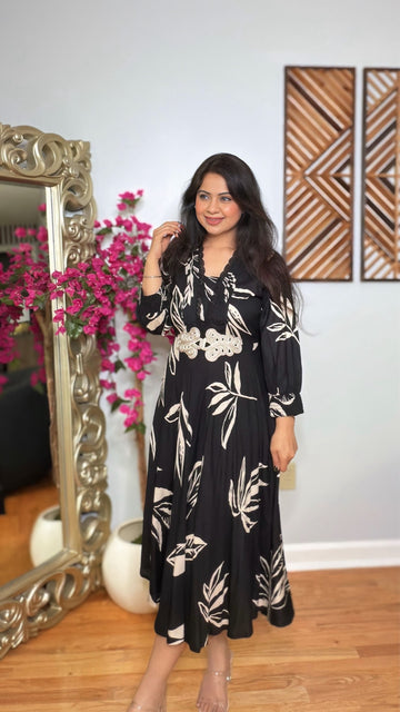Noir Élan Printed Maxi Dress