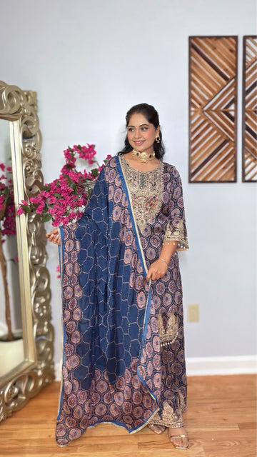 Ziya Ajrak Chinon Silk Suit