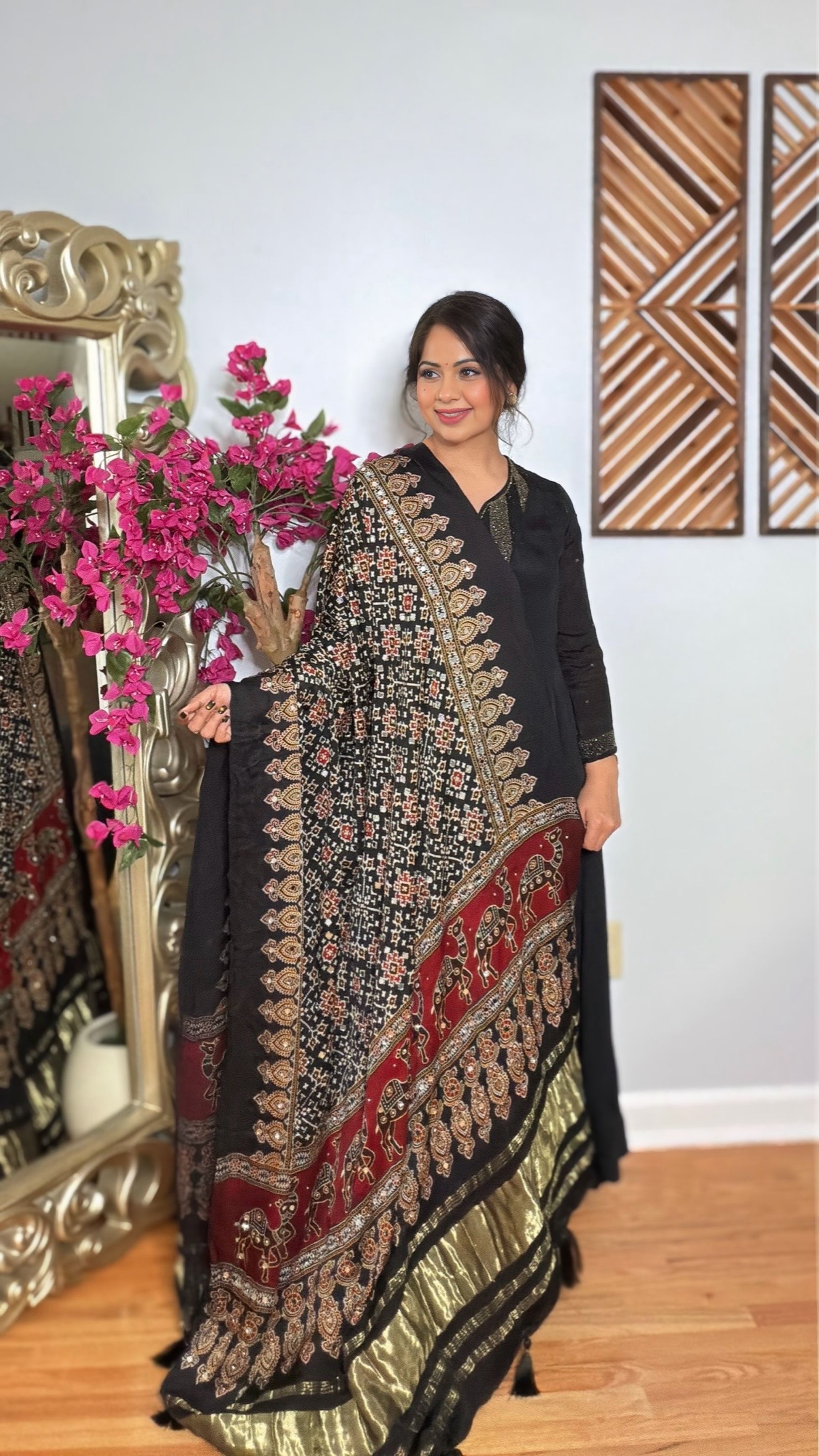 ajrak dupatta with black dress Black Dress With Ajrak Duppata