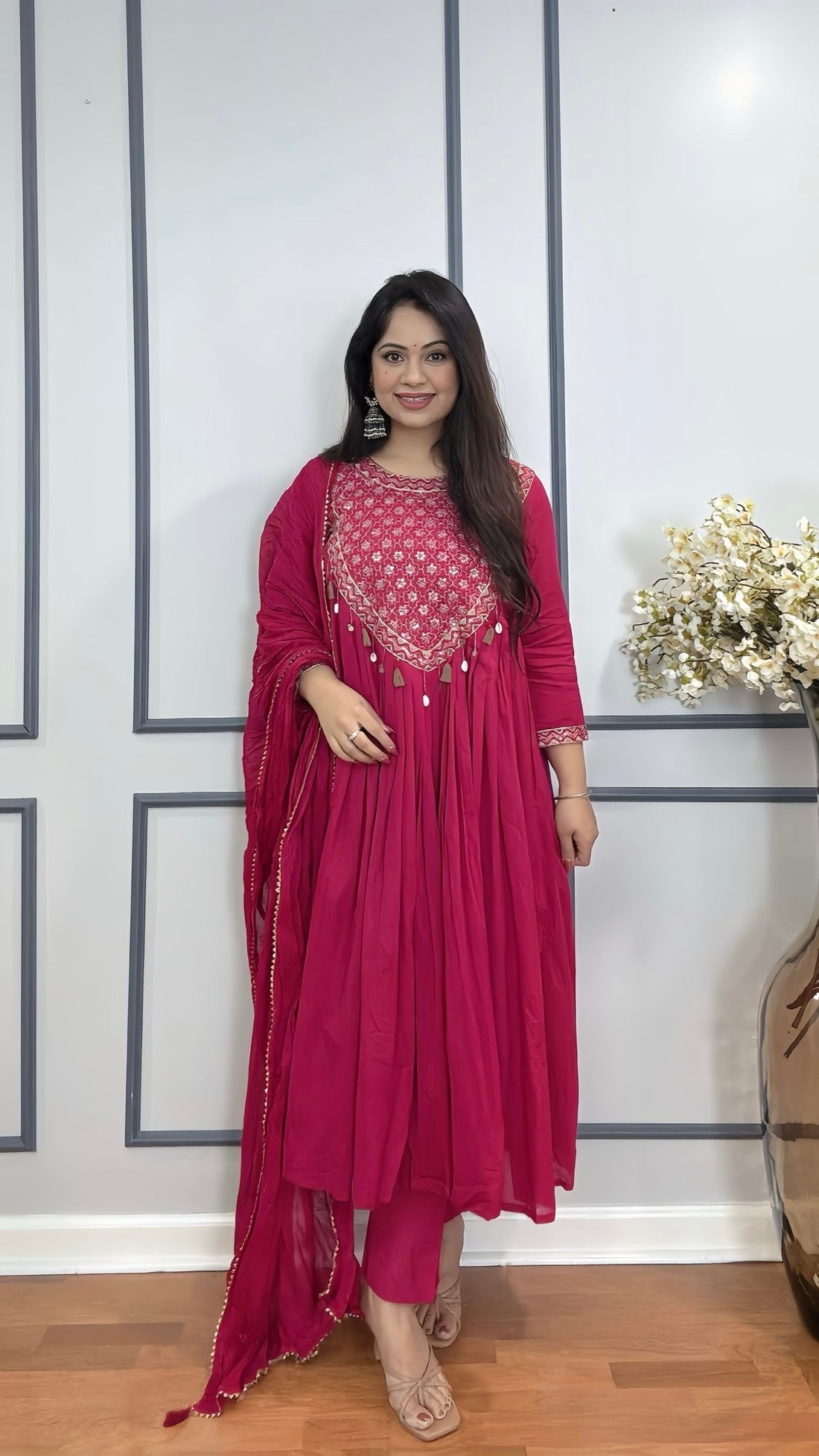 Mulmul cotton loose style suit USA
	
Indian loose fit cotton suit for women USA
	
Comfortable ethnic cotton suit USA