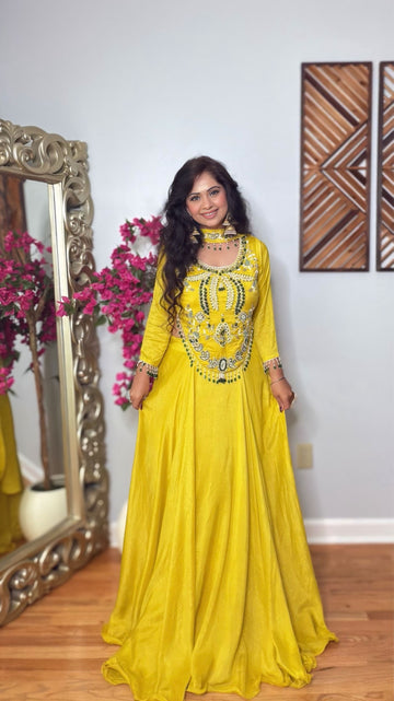 Vanya Pearlwork Skirt Set