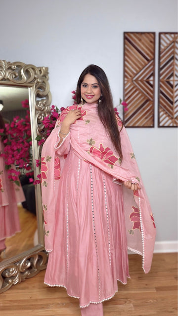 Averra Bloom Anarkali Suit Set