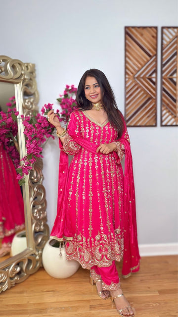 Zehriya Pink Royale Anarkali Set