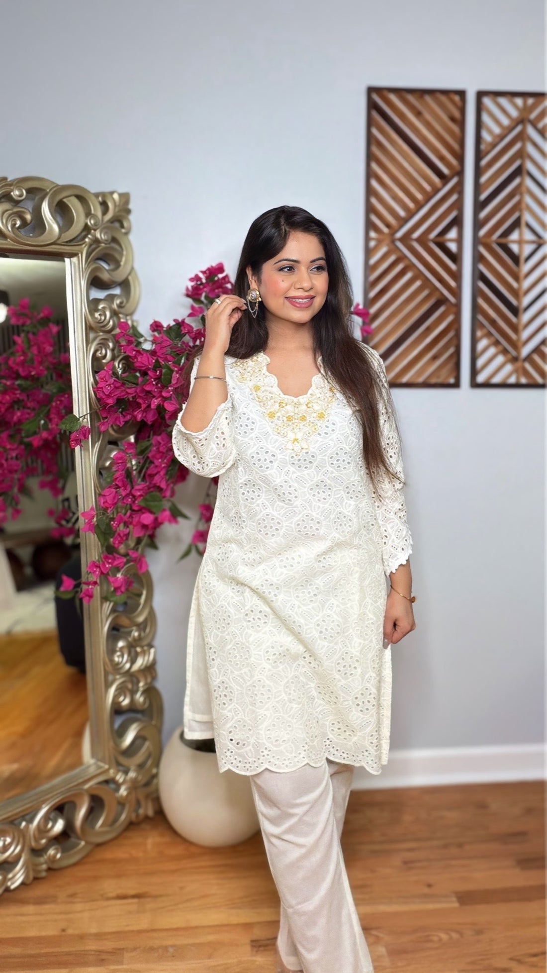 Elyra Breeze Schiffli Set