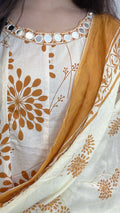 Sleeveless cotton mirror work suit USA
	
Indian cotton suit with mirror detailing USA
	
Summer ethnic wear sleeveless suit USA