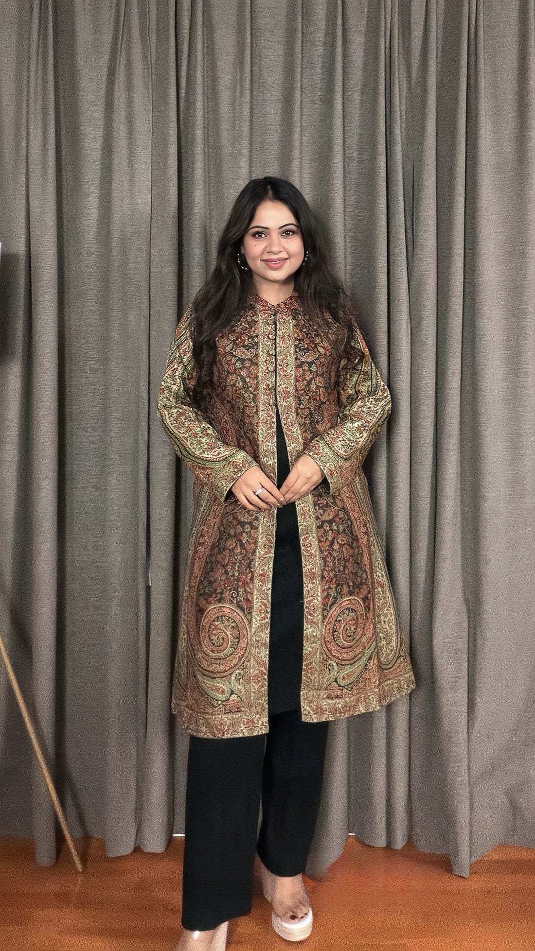 Ruhana – Jamawar Pashmina Coat Suit