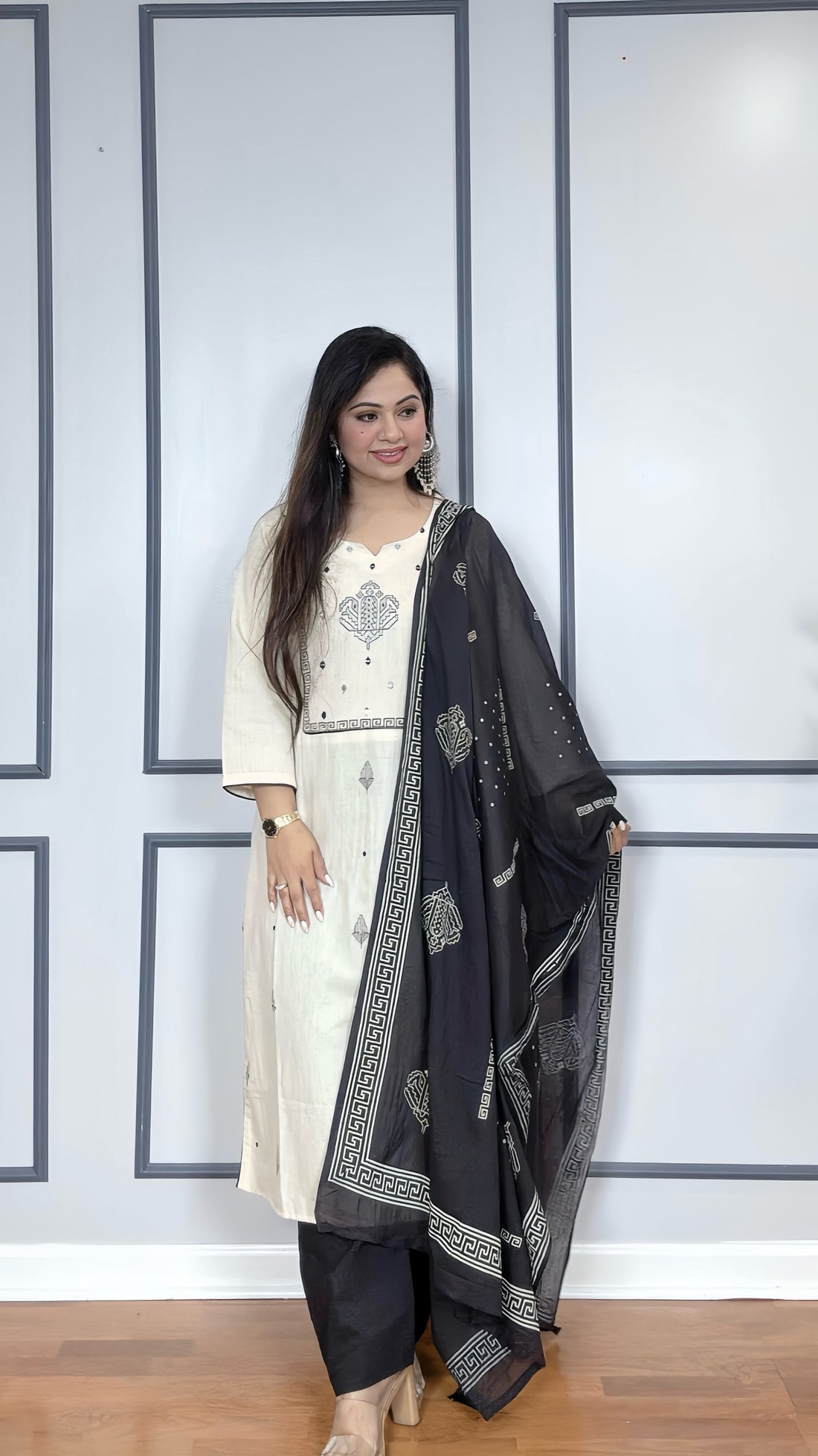 Women's Pure Cotton Salwar Suit in Size 40-46 – Traditional Ethnic Wear