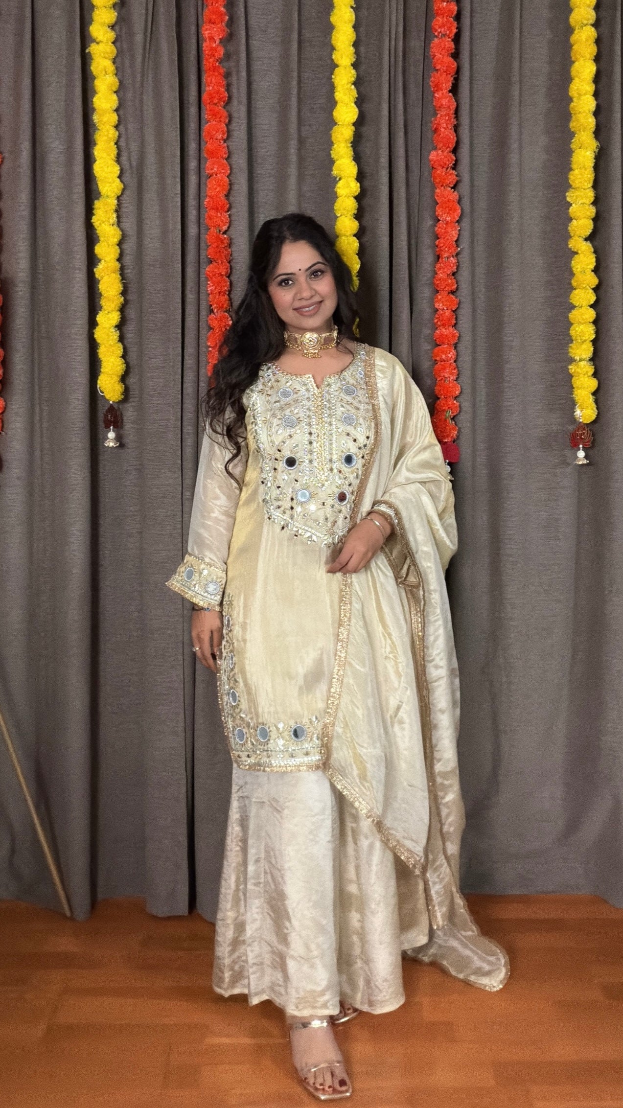 lookbook image shop_this_look_tcjANn