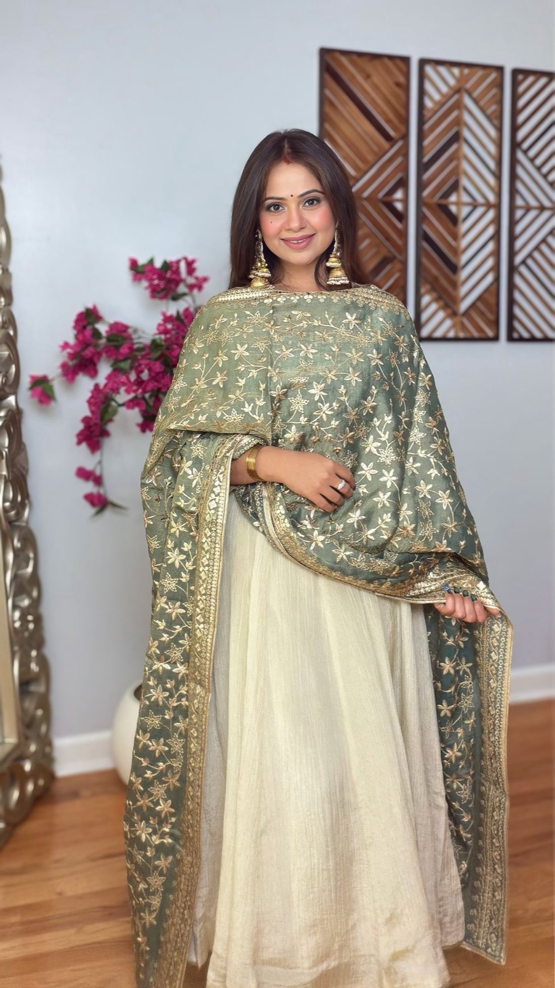 Pranika Tissue Shimmer Dupatta