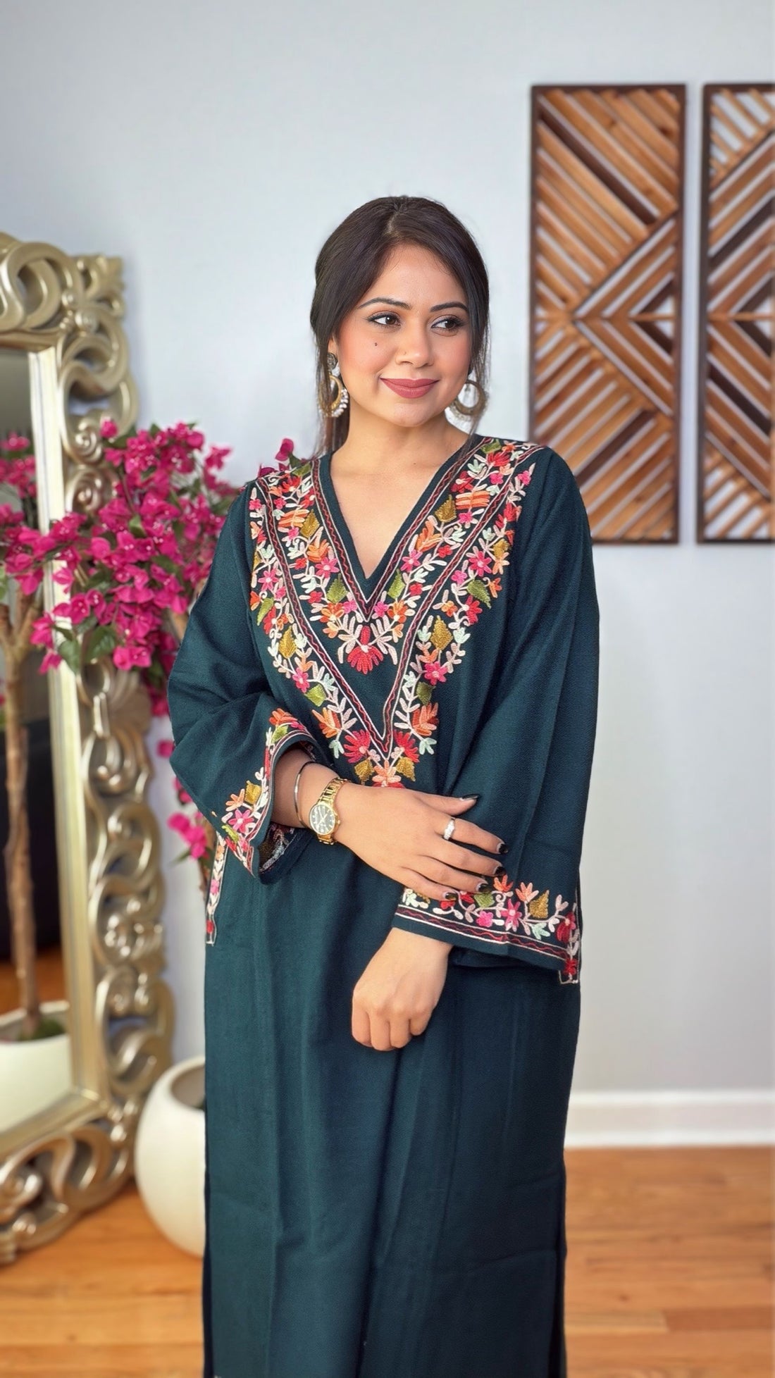 Vareeni – Kashmiri Embroidered Woolen Kurta