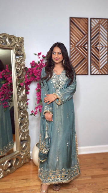 Averon Teal Gleam Kaftan