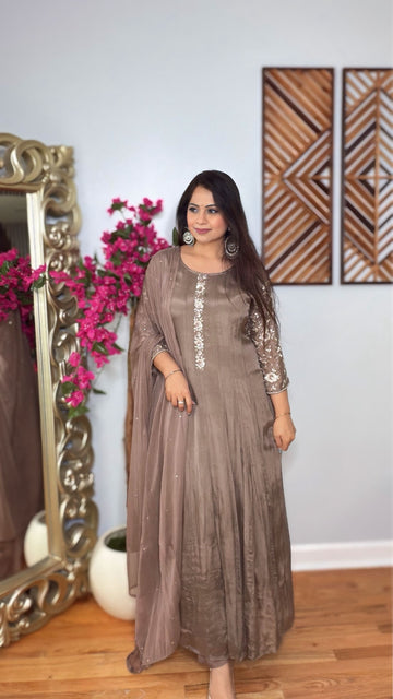 Raviela Grace Anarkali Set